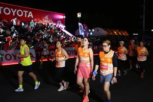 BIB: 273, 29250, 
                            <button type="button" onclick="openModal(23057708)" class="btn btn-primary btn-sm float-right btn-popup" data-toggle="modal" data-target=".modal-high-quality">
                        <i class="fas fa-shopping-cart"></i> Add to Cart
                    </button>
                                            <button type="button" onclick="isThisMe(23057708, true)" class="btn btn-success btn-sm float-right btn-popup btn-isme hidden" data-toggle="tooltip" data-placement="bottom" title="นี่คือรูปของคุณใช่ไหม คลิกที่นี่เพื่อเอาเข้าอัลบั้ม">
                        <i class="fas fa-plus"></i> Add to album
                    </button>
                    <button type="button" onclick="isThisMe(23057708, false)" class="btn btn-warning btn-sm float-right btn-popup btn-isnotme hidden">
                        <i class="fas fa-ban"></i> Remove from album
                    </button>
